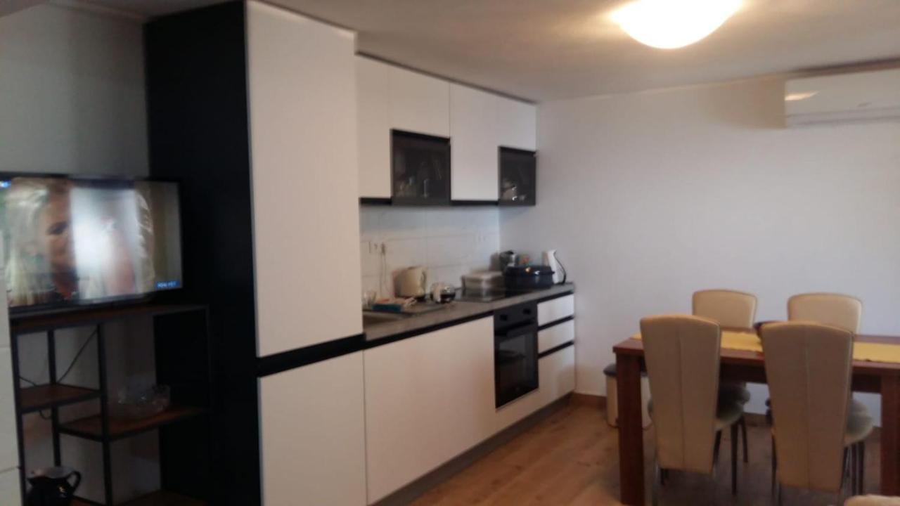 Apartmani Gojevic Vodice Exterior photo