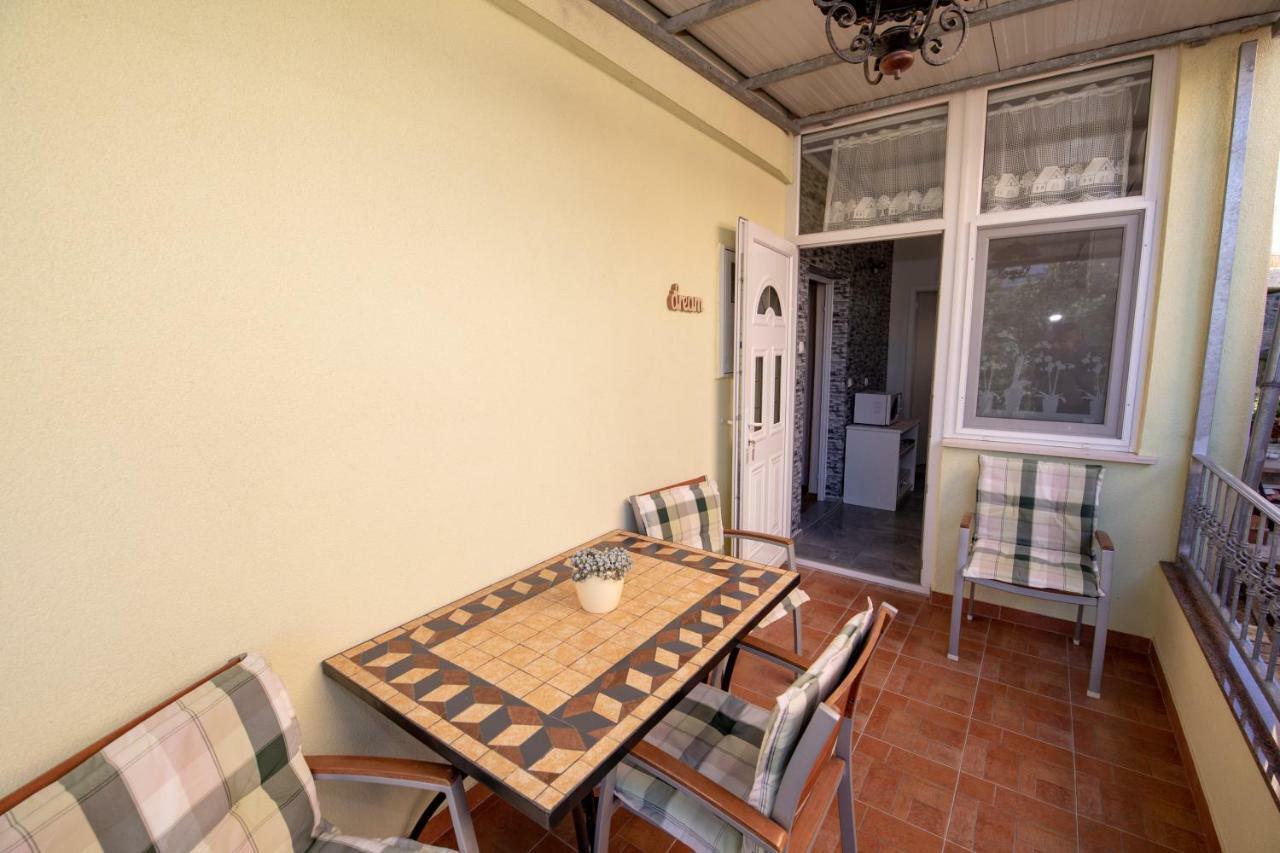 Apartmani Gojevic Vodice Exterior photo
