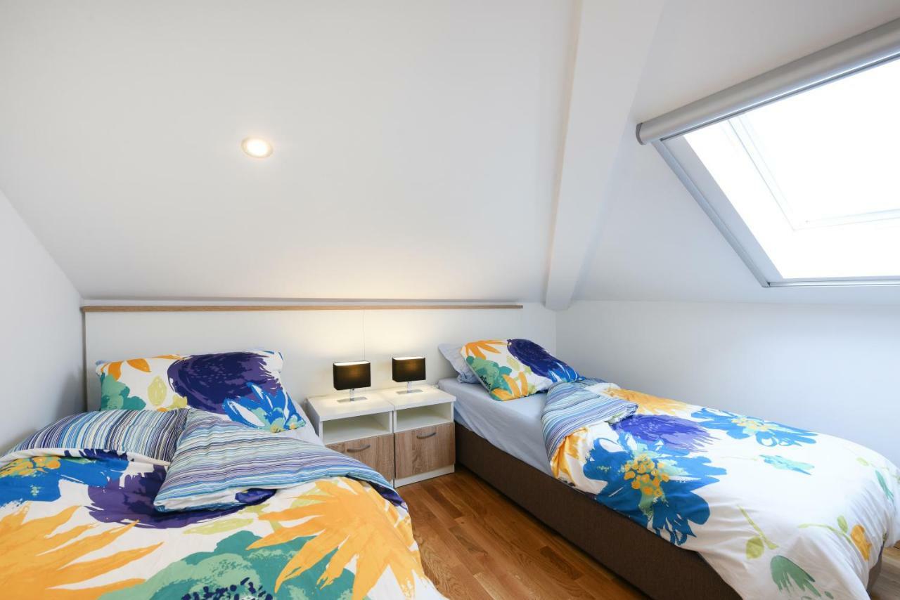Apartmani Gojevic Vodice Exterior photo