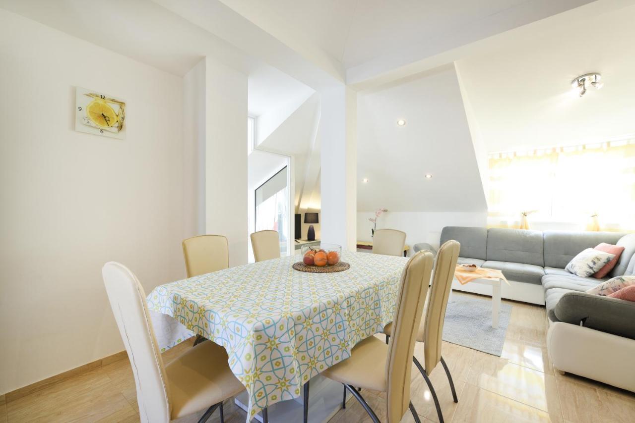Apartmani Gojevic Vodice Exterior photo